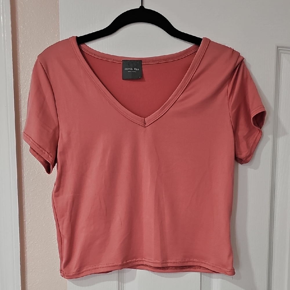 5/$20 Olivia Rae Women's Pink V-Neck Top